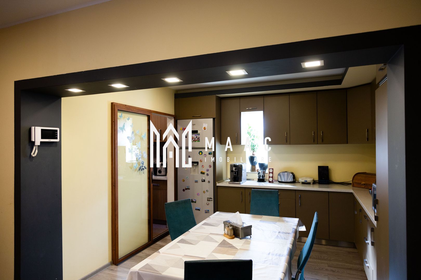 Casa 6 camere | P+M | Curte | 270 MPU | Zona Centrala - Poză 3