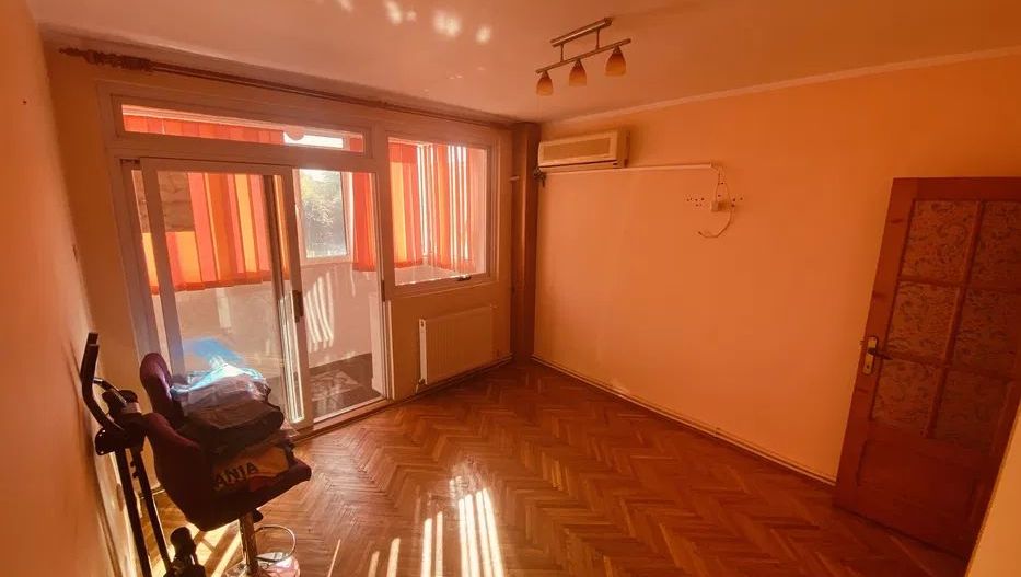 Apartament 3 camere Tiglina 2 - Poză 4