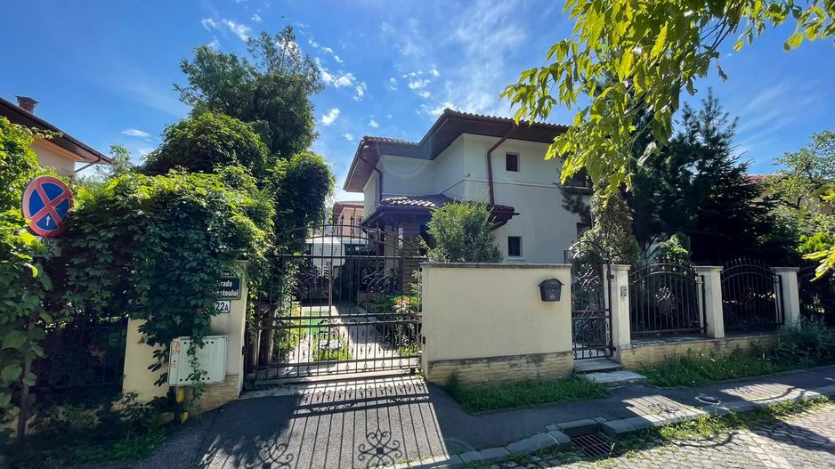 Casa 5 camere Primaverii - Poză 1