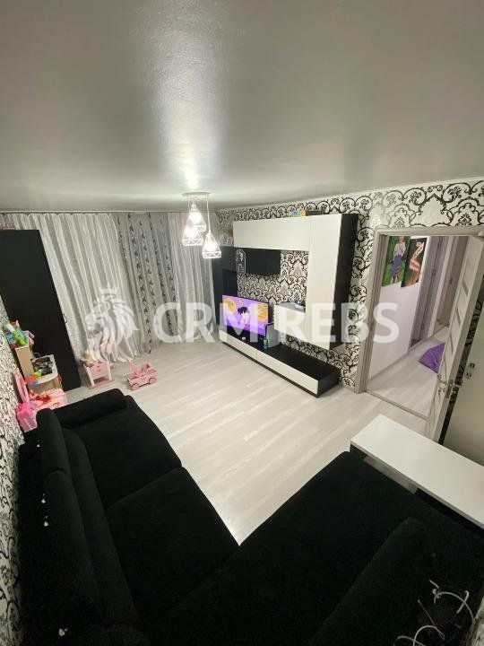 Vând apartament cu 3 camere Mobilat/Utilat in zona Km 4-5 - Poză 3