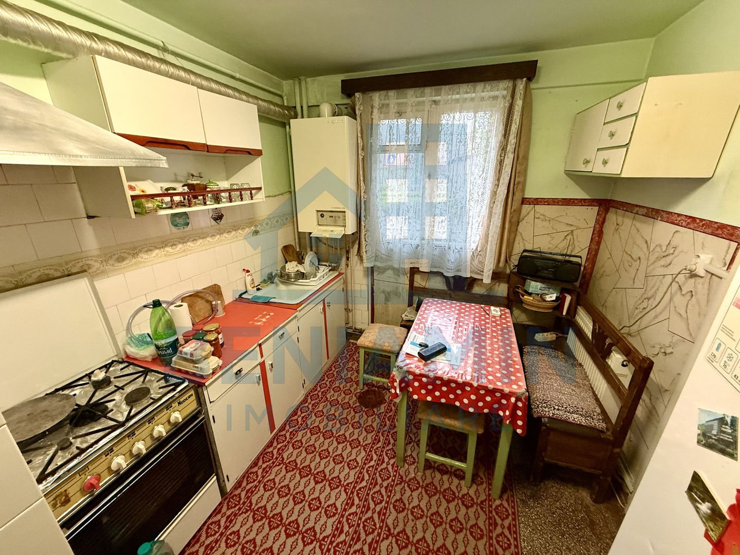 3 decomandate - parter - 65mp - centrala - gol - Scriitorilor - Poză 1