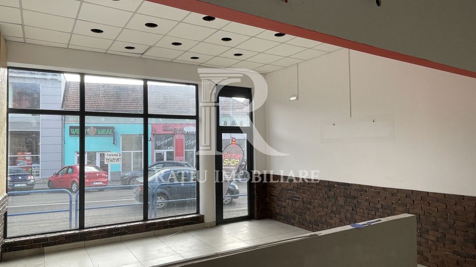 Spațiu comercial central – Aleșd | Ideal investiție | Bihor - Poză 6