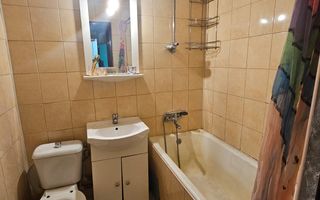 Apartament cu 2 camere, etaj 2, Razboieni - Poză 8