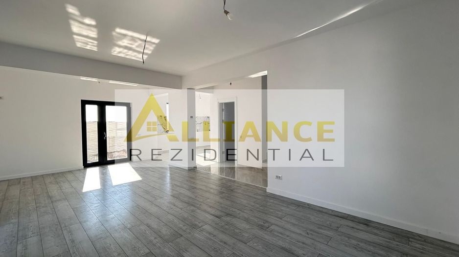 Casa Individuala de vanzare - Teren 350 mp | 4 camere - 3 bai - Poză 14