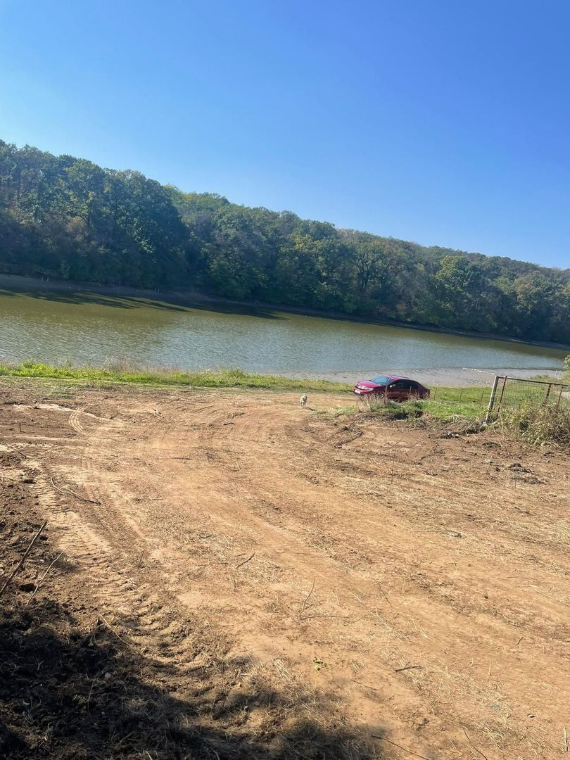 6300 mp teren Pasarea cu deschidere la lac - Poză 3