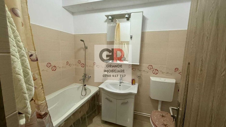 Str Babadag apartament 2 camere renovat, centrala gaz - Poză 5