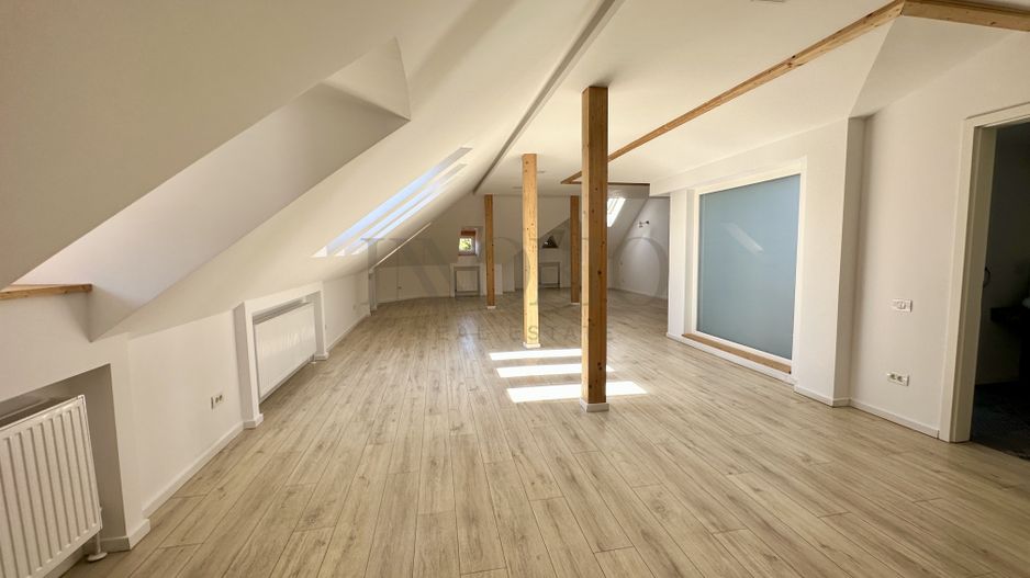 Vila Interbelica Restaurata | Pretabil Birouri - Showroom - Poză 11