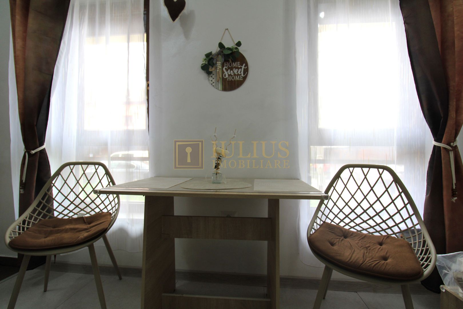 O camera, centrala proprie. - Poză 1