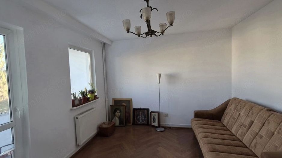 Apartament 3 camere Aleea Minerva - Poză 5