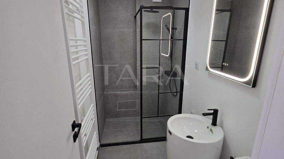 Apartament cu 2 camere, 38 mp, zona Horea. - Poză 2