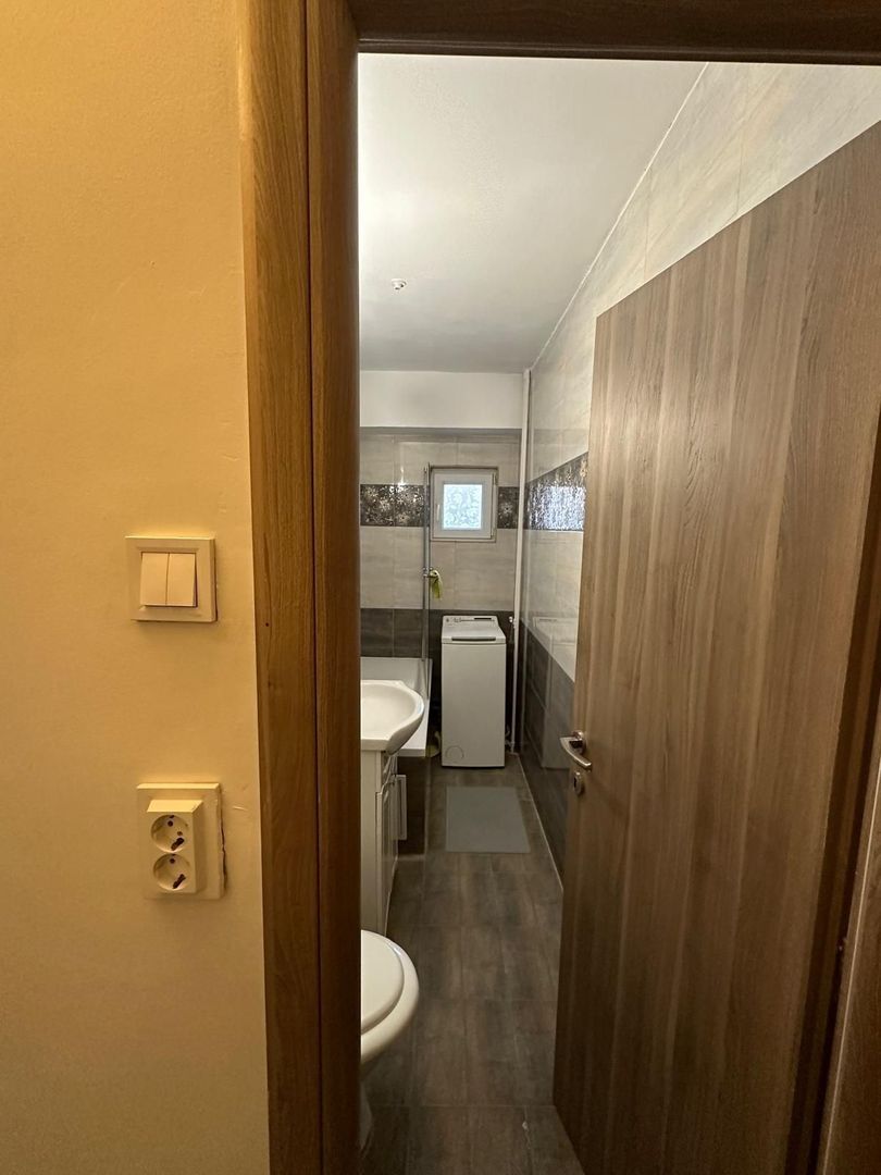 Închiriez apartament 2 camere zona tei - Poză 6