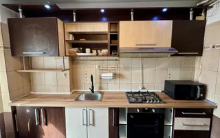 Apartament 3 camere 2 bai Centru -Blv Independentei - Poză 12