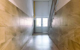 Zonă Centrală, bloc nou, apartament cu priveliște | 70 mp utili |  loc parcare - Poză 3