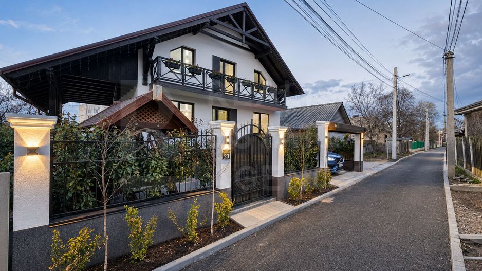 Vânzare, casă, 3 nivele, 6 camere, str. Mihail Sadoveanu, Strășeni - Poză 1