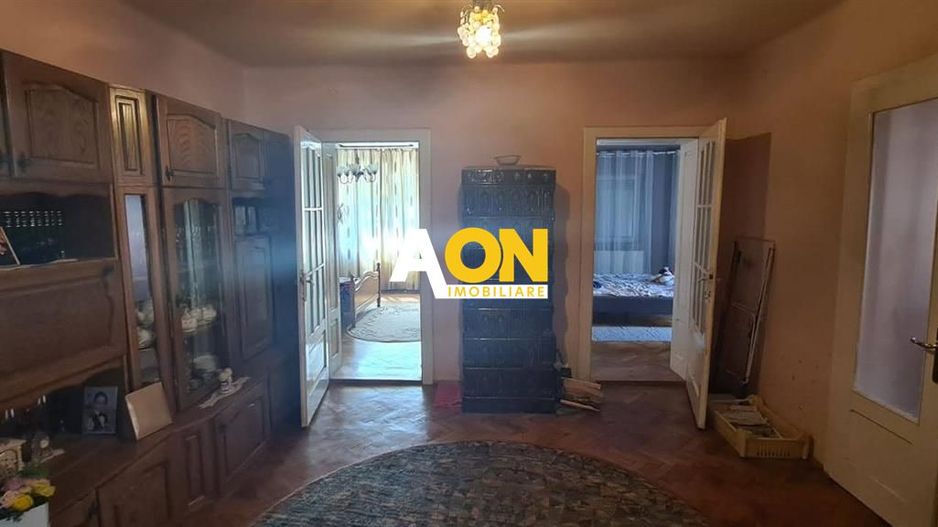 De vanzare casa 5 camere 800 mp teren Oarda de Jos - Poză 5