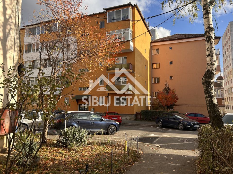 Apartament 4 camere etaj 1, Sibiu - Vasile Aaron Comision 0% - Poză 12