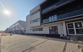 Apartament spațios de 3 camere la etaj, 74 mp utili + balcon – Tunari - Poză 2