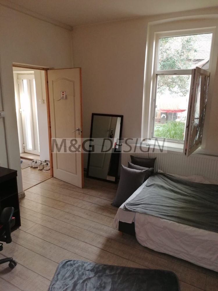 Apartament 1 camera Dambovita curte comuna - Poză 1