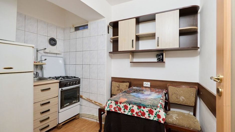 0% COMISION !!! Apartament doua camere - Razboieni - Poză 11