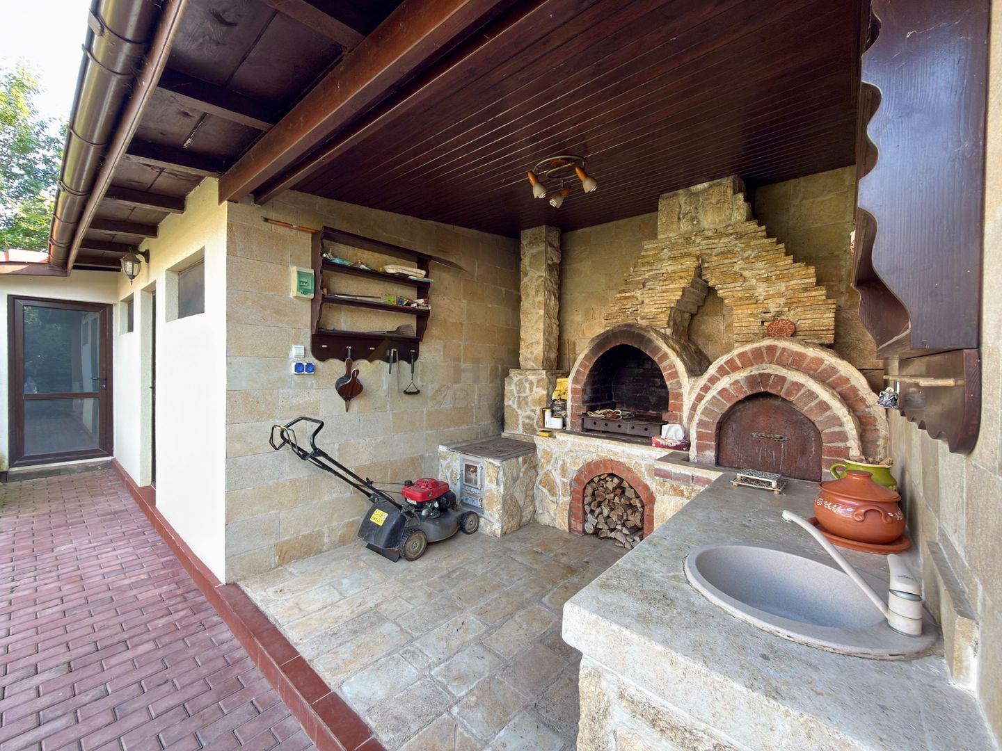 Vila cu gradina matura in Paradisul Verde | Teren 537 mp - Poză 8