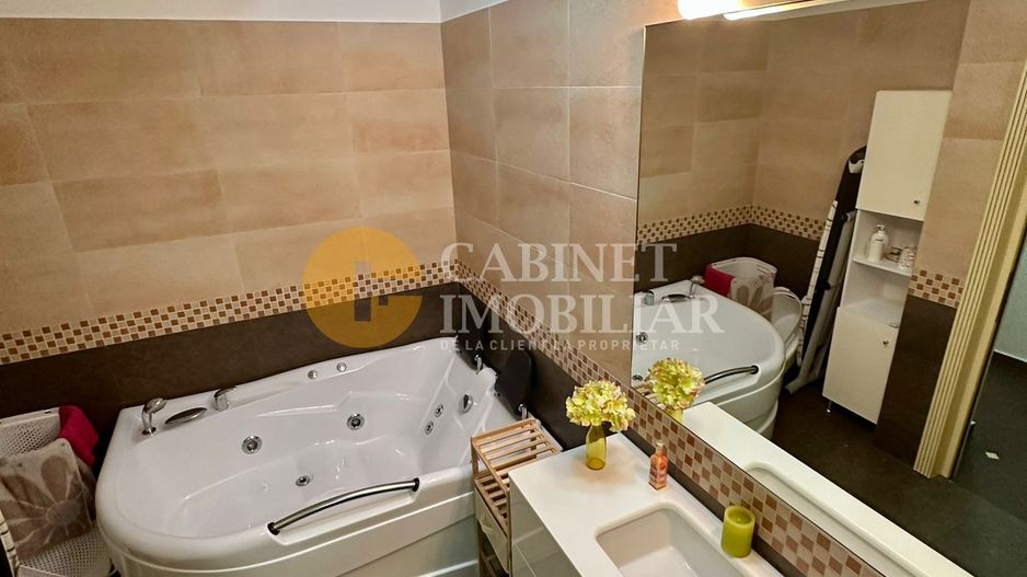 Apartament Cu 3 Camere Etaj 1 Zona Cug - Poză 4