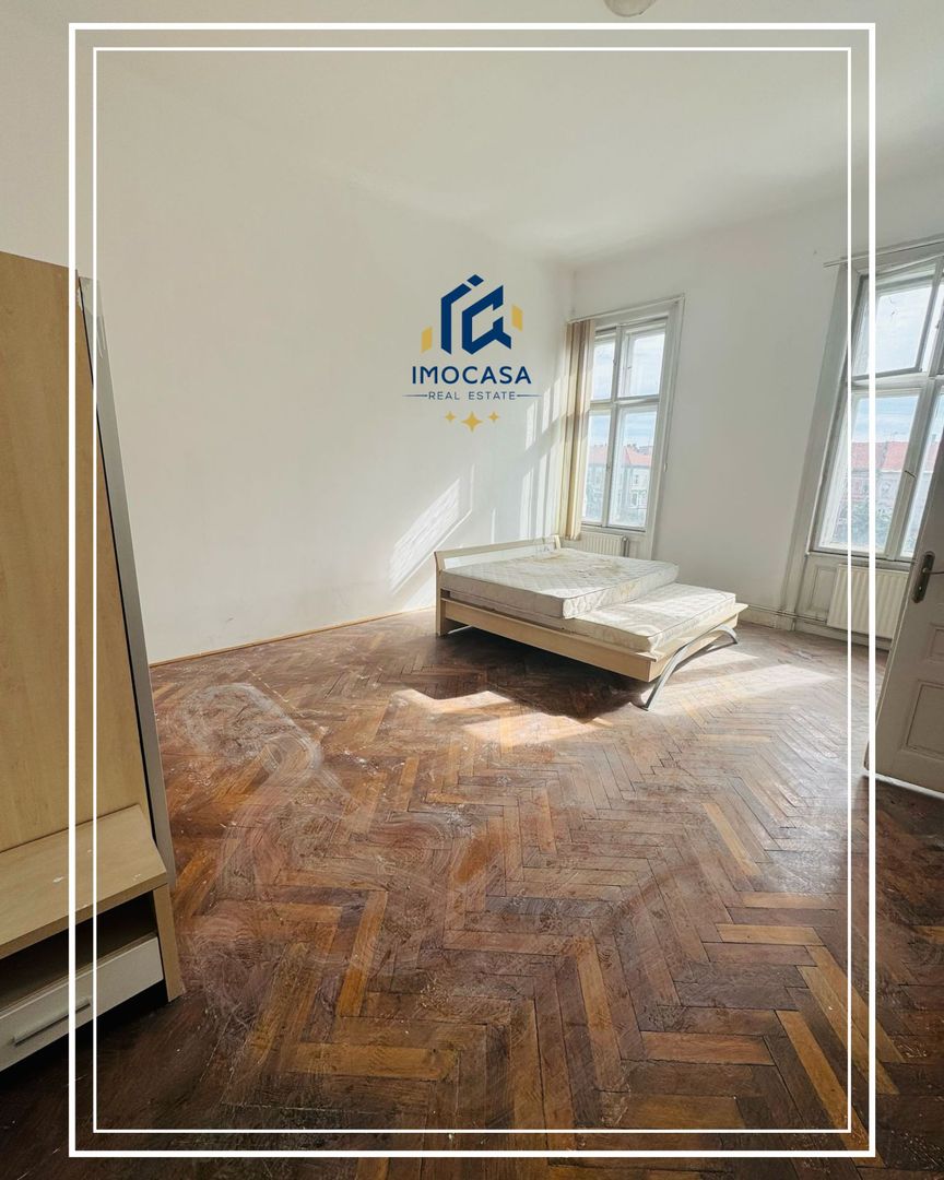 Centru Arad, Apartament 5 camere de vanzare, priveliste panoramica - Poză 2