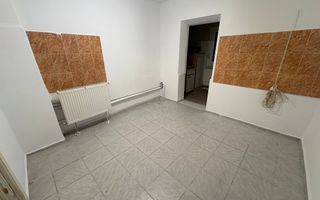 Apartament cu 3 camere in zona Aradului - Poză 5