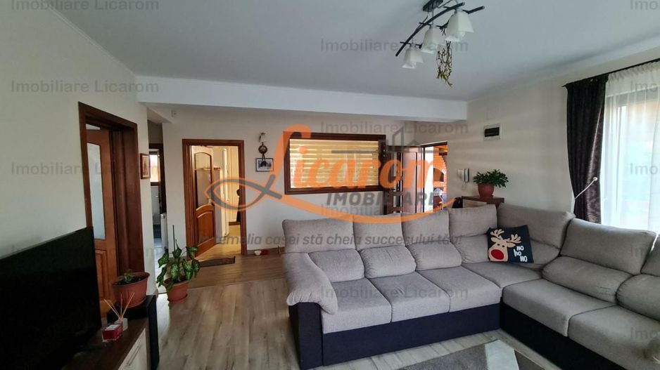 Duplex Sanpetru P+E,5 camere,teren 375 mp,260000 euro - Poză 15