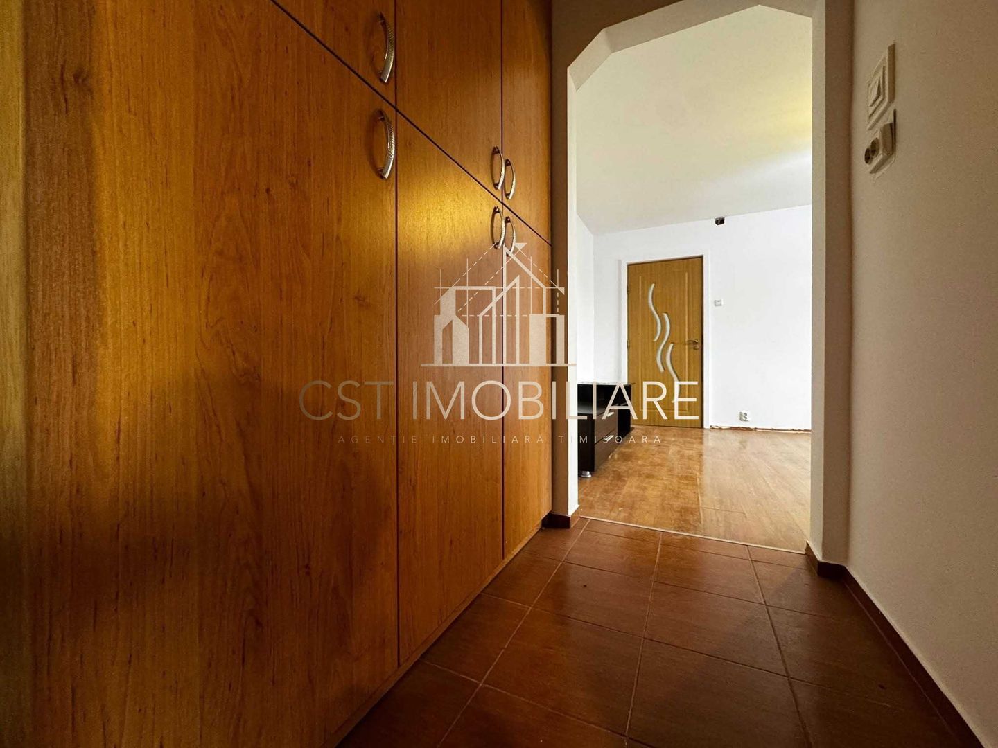 Apartament cu 2 camere / Sever Bocu - Poză 5