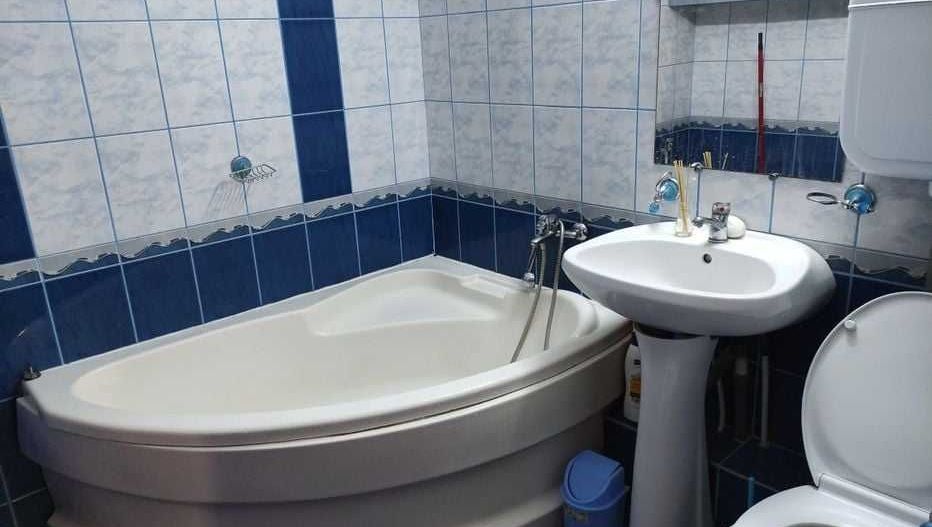 Apartament  de inchiriat-3 camere Gorjului - Poză 6