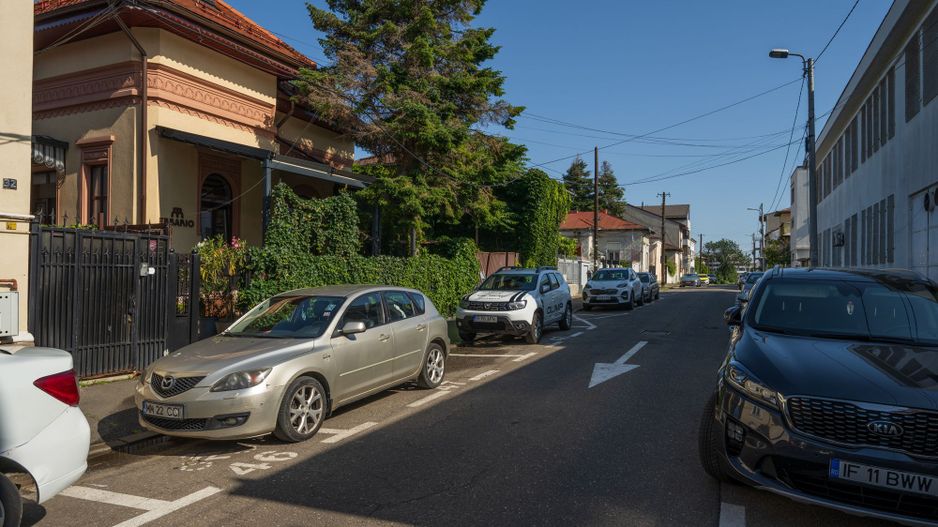 Vindem Afacerea ! Mini Hotel + Cafenea/ Restaurant ! Parcul Carol ! - Poză 2