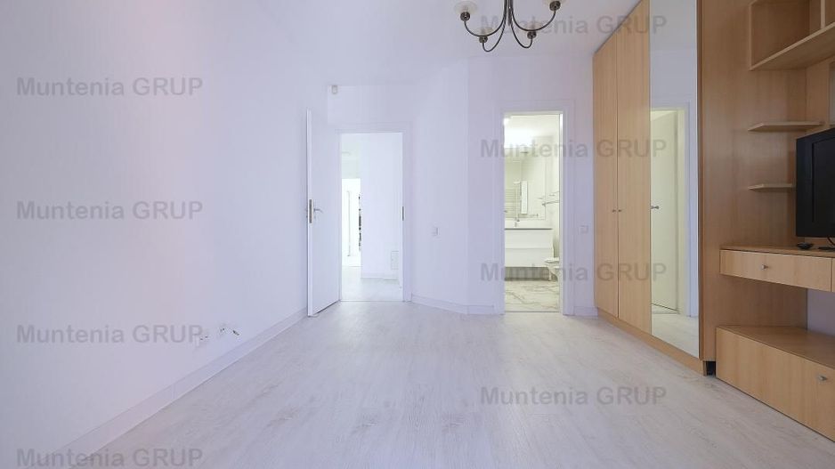 Aviatorilor - Uruguay, super penthouse, 4 camere, etaj 4 in bloc 2002 - Poză 11
