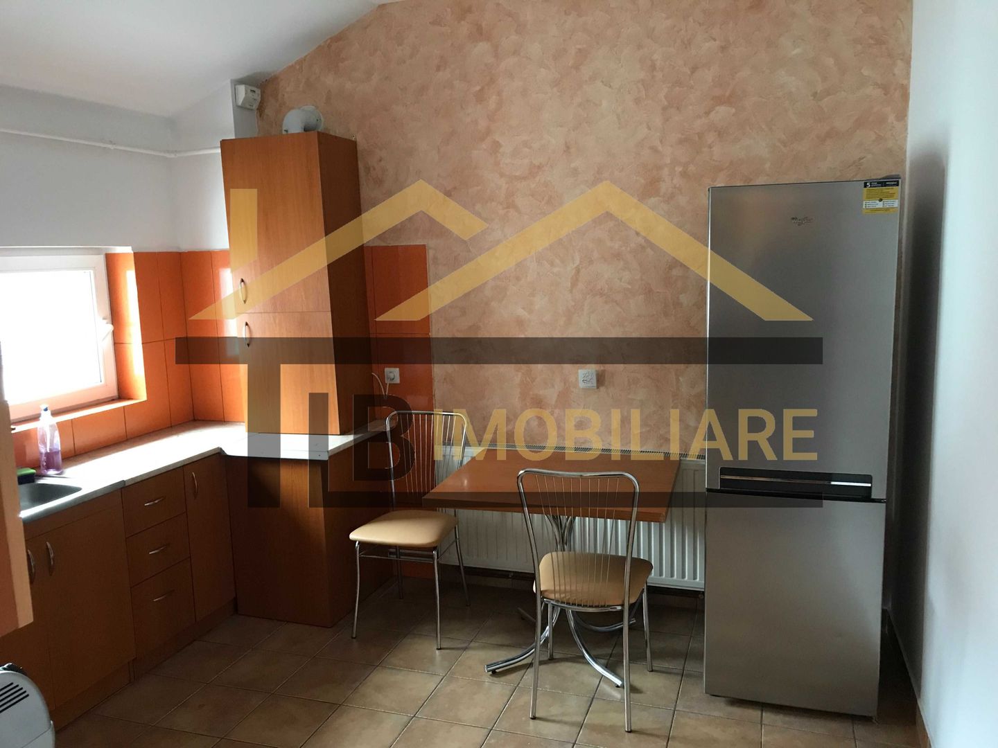 Apartament de 2 camere, decomandat, 75mp, parcare, Zona Aleea Carpati - Poză 5