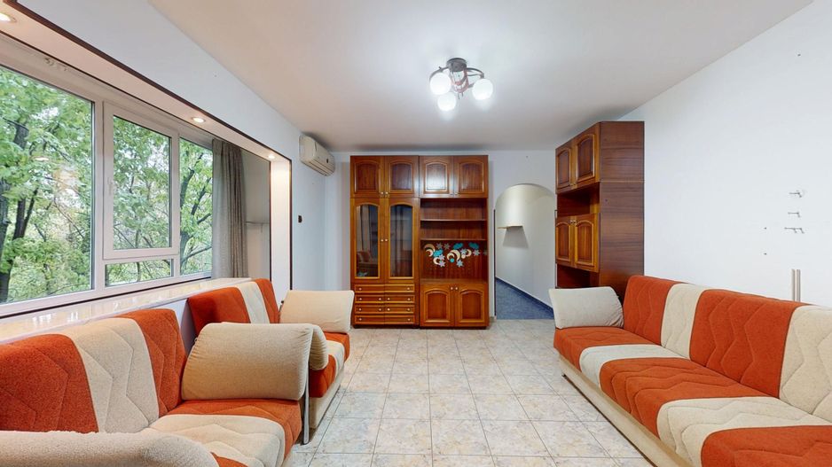 Apartament 3 camere Aparatorii Patriei - Turnu Magurele - Poză 2