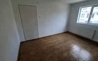 Vind urgent apartament in Turda . - Poză 11