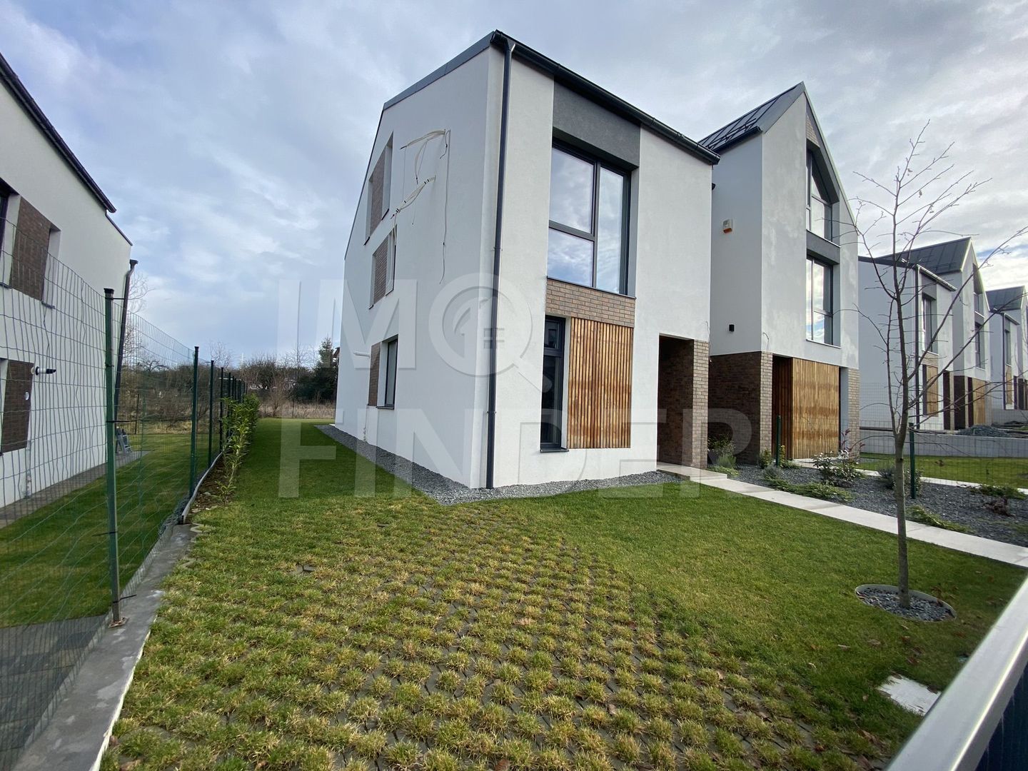 Vanzare duplex Buna Ziua, finalizat cu CF - Poză 1