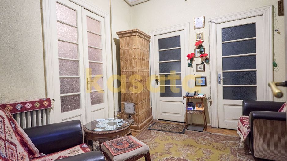 CASĂ CLASICĂ DE VANZARE CU POTENȚIAL PREMIUM ÎN ZONA 1 MAI - Poză 1