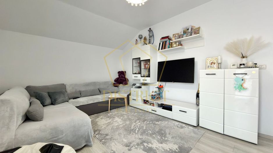 Apartament cu 2 camere complet mobilat si utilat la etajul 1 in Giroc la asfalt. - Poză 4