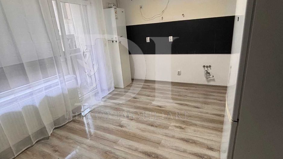 Apartament 3 camere cu curte proprie-Zona Terra Floresti - Poză 3