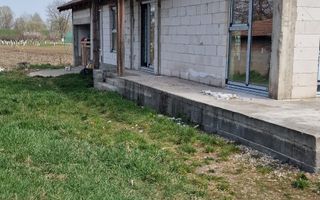 CASA  LA ROSU DE VANZARE IN OARDA, LA 170000 - Poză 1