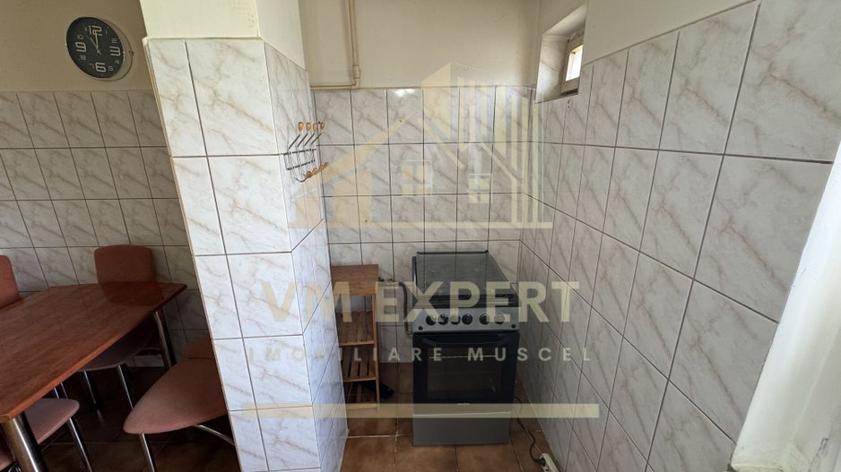 APARTAMENT 2 CAMERE ETAJ 4 VISOI - Poză 8