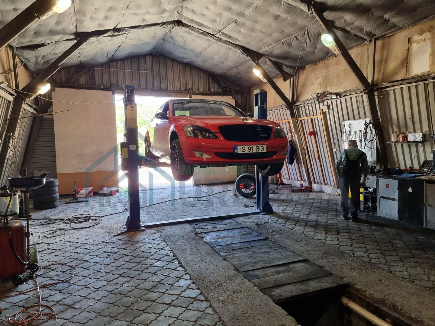 Service auto și vulcanizare de închiriat în Rediu, Iași – 1630 mp, cu echipamente - Poză 4