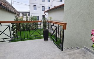 Vila spațioasă și elegantă de vânzare la intrarea în cartierul Turnișo - Poză 30