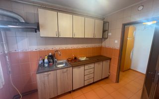 APARTAMENT 2 CAMERE ETAJ 2 CAMPULUNG - Poză 1