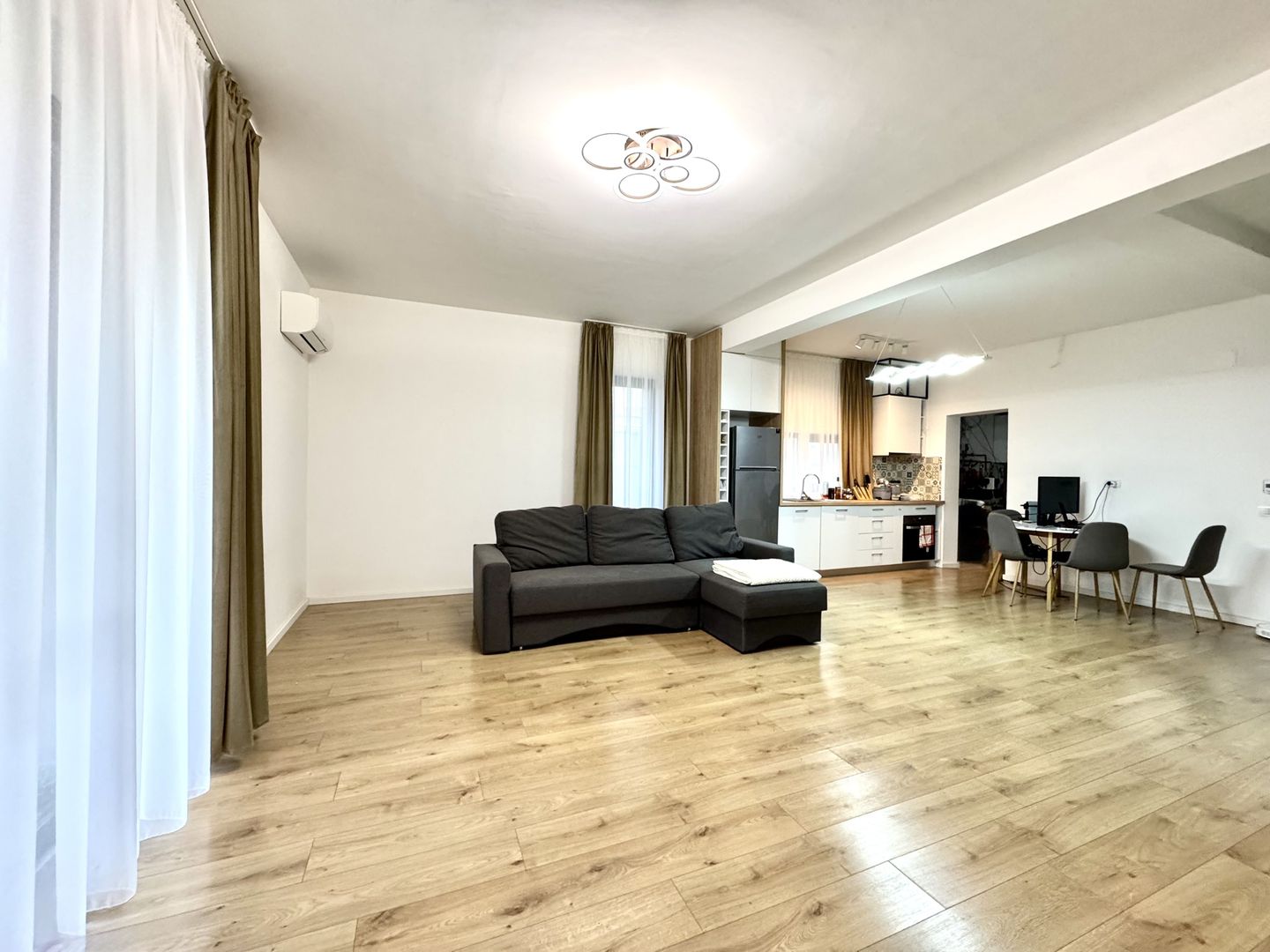 Un nou început: duplex modern si primitor,  P+E+M, in Dumbrăvița - Poză 3