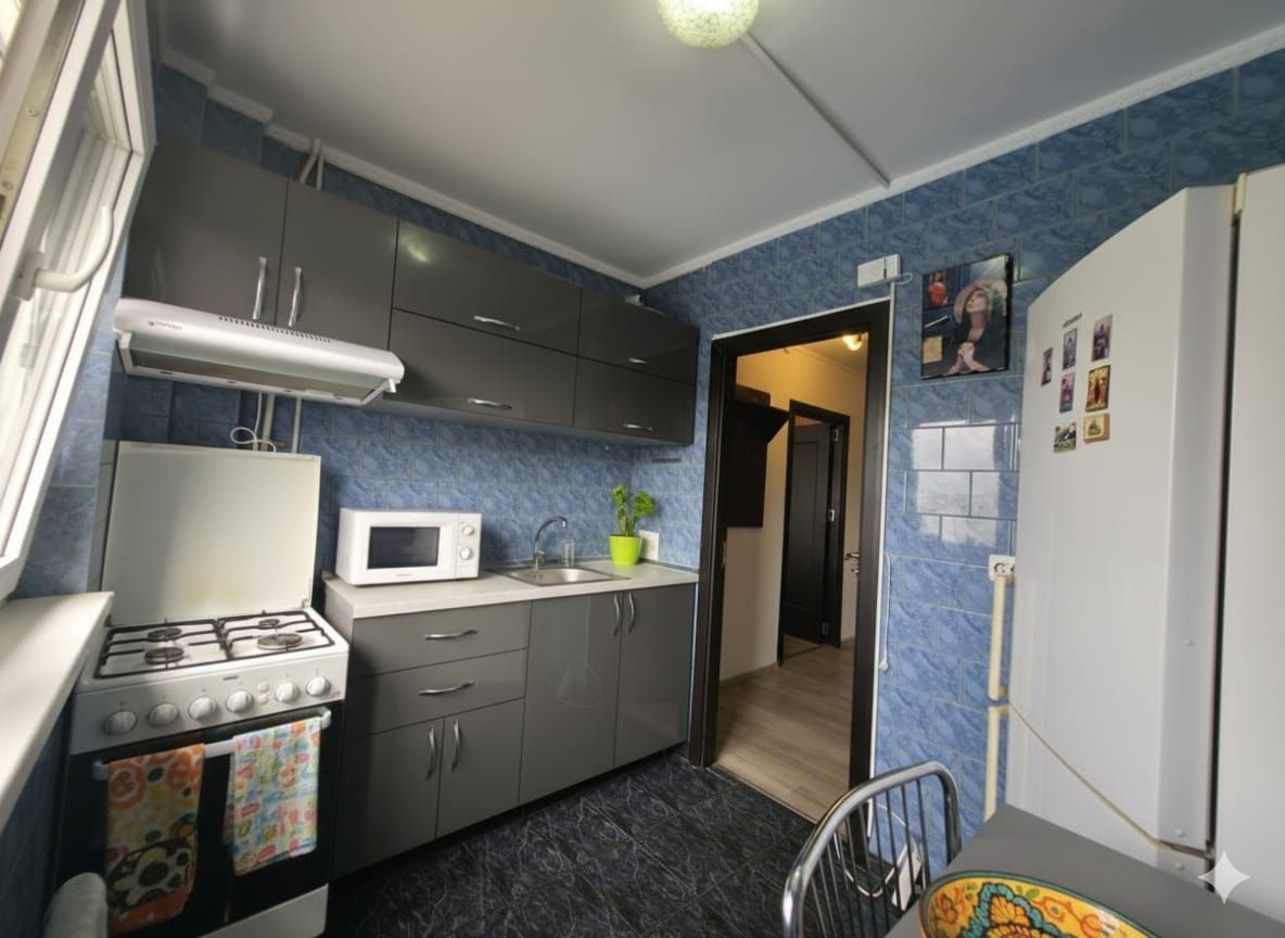 Mega Mall- Garsoniera la cheie- 33 mp - Poză 3