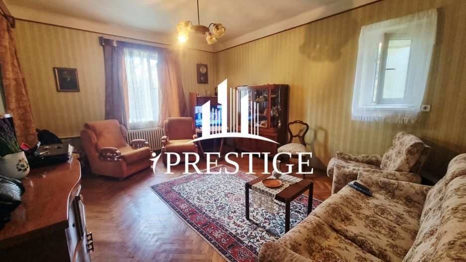 CASĂ INDIVIDUALĂ DE VÂNZARE S+P+E, 2 GARAJE, 777MP TEREN, ULTRACENTRAL - Poză 4