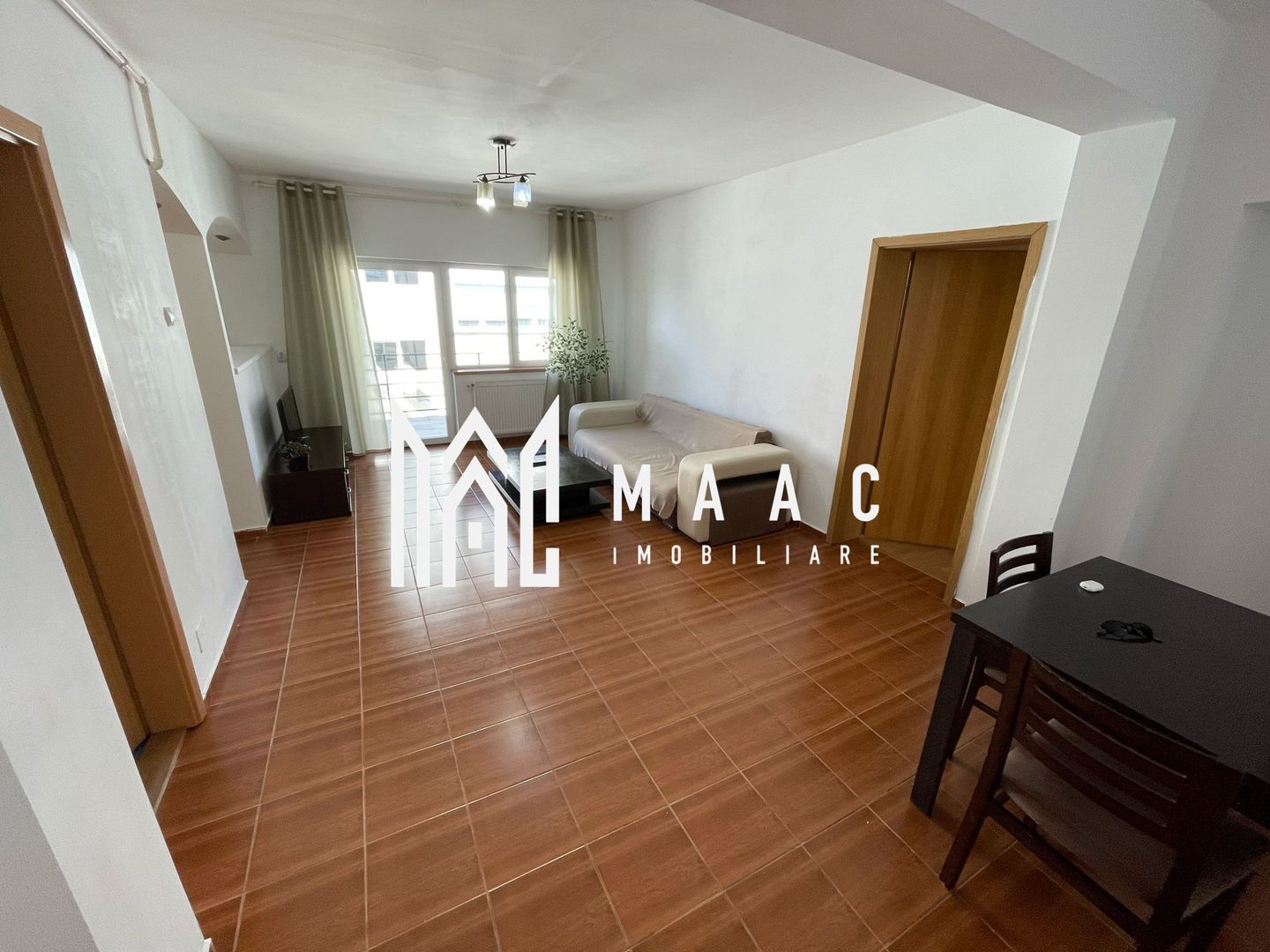 Apartament de închiriat I 4 camere I 96 mp utili I Strand II I etaj 2 - Poză 12