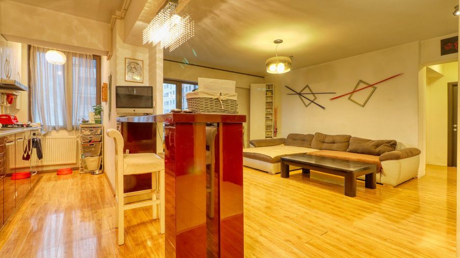 Apartament deosebit,Pod Constanța - Comision 0% - Poză 3