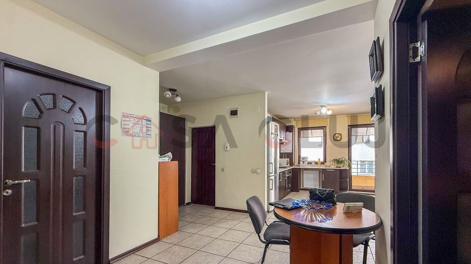 Apartament 3 camere, parcare exterioara , Andrei  Muresanu - Poză 6